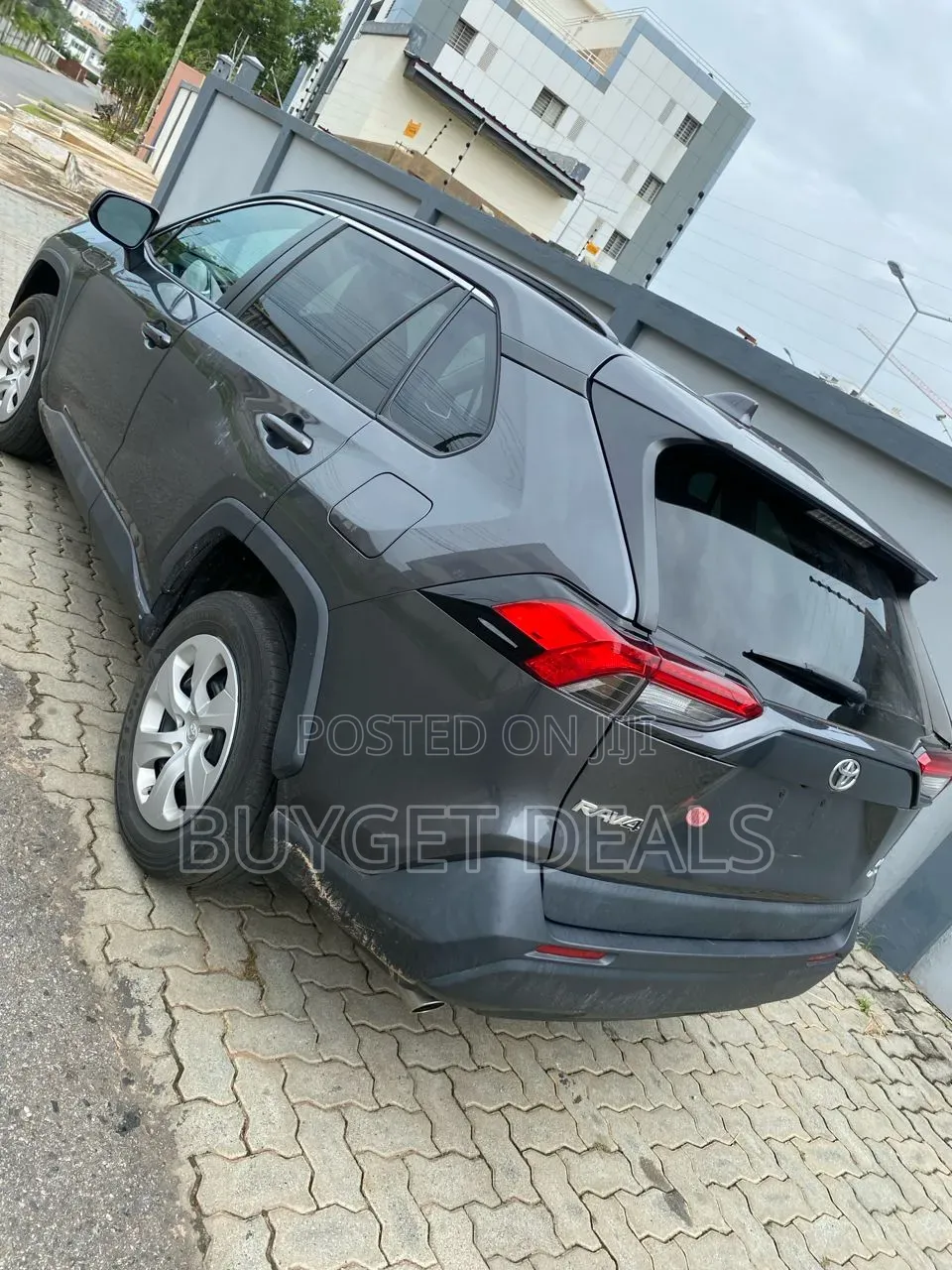 Toyota RAV4 LE 2021 Gray