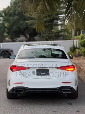 Mercedes-Benz C300 2023 White