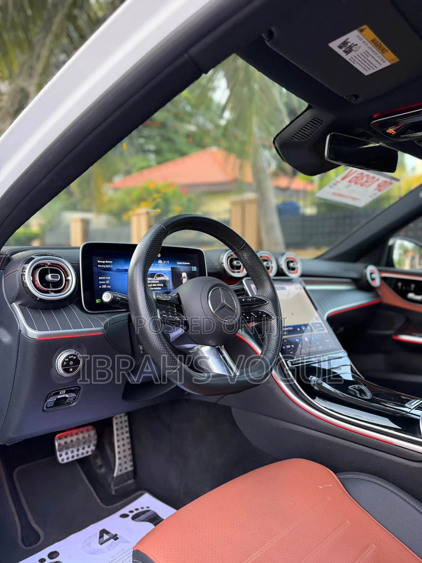 Mercedes-Benz C300 2023 White