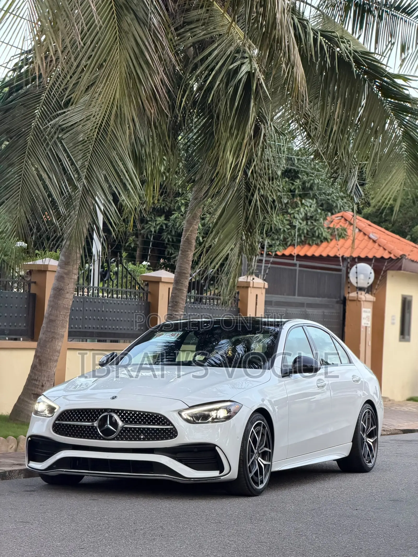 Mercedes-Benz C300 2023 White