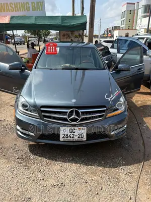 Mercedes-Benz C250 2014 Gray