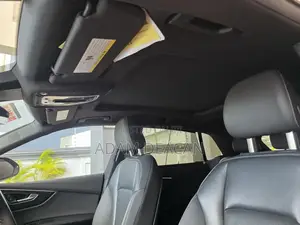Audi Q8 55 Premium AWD quattro 2020 White
