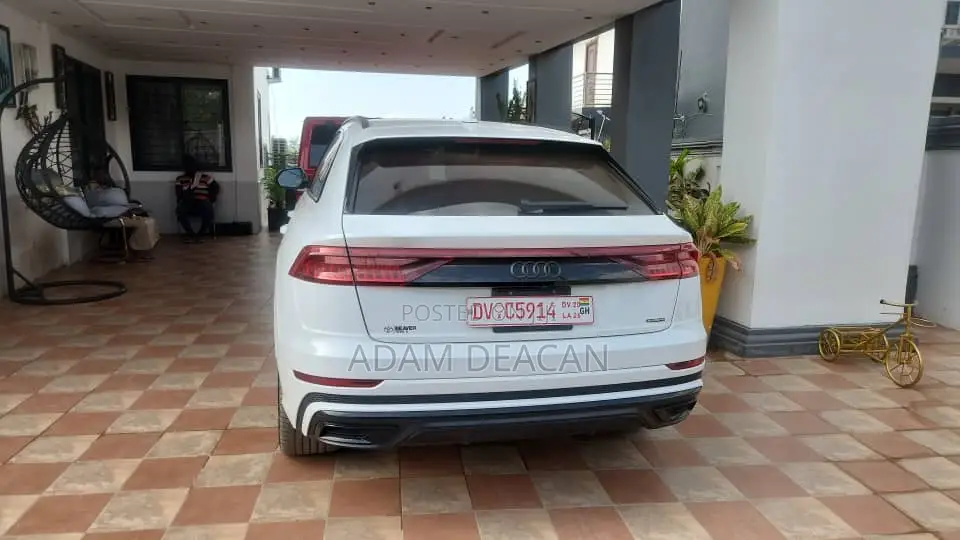 Audi Q8 55 Premium AWD quattro 2020 White