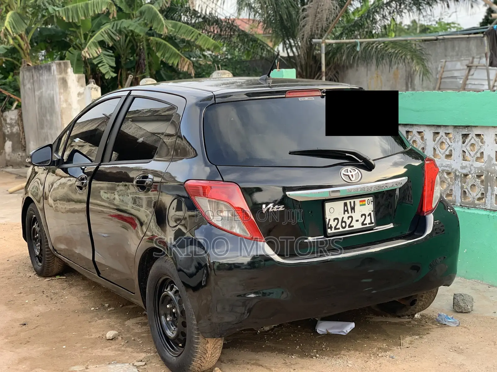 Toyota Vitz 2012 Black