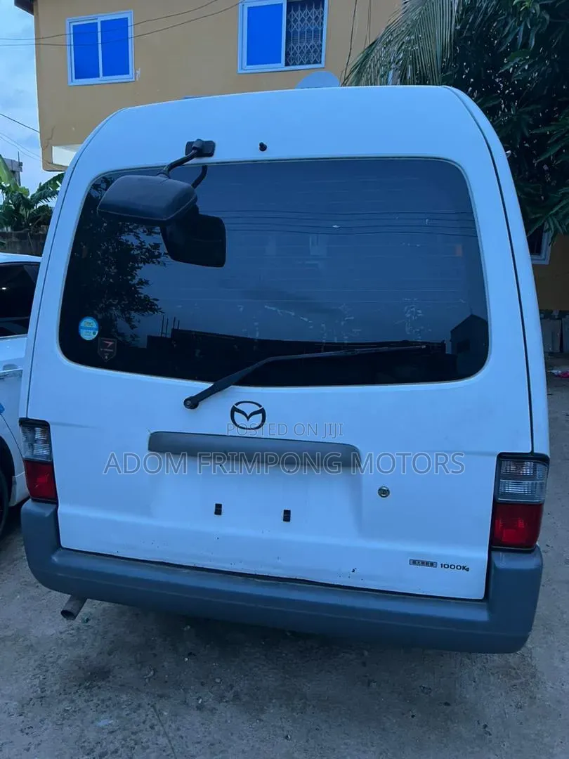 Mazda Bongo 2015 White
