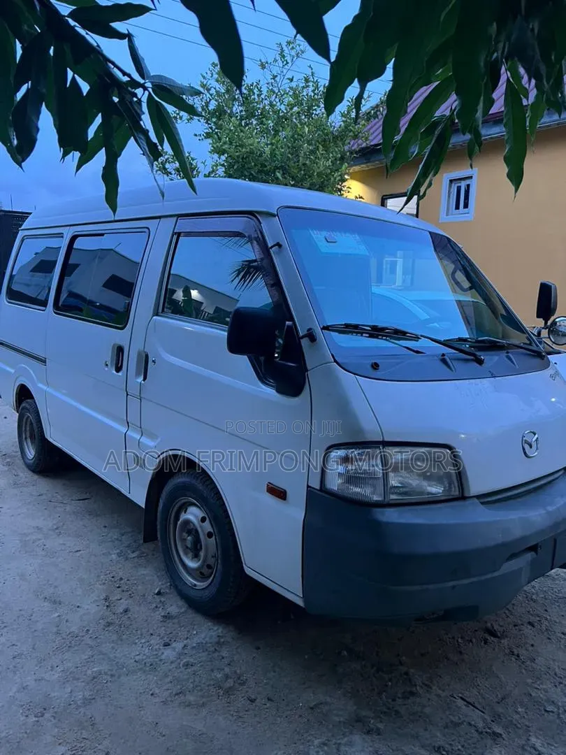 Mazda Bongo 2015 White