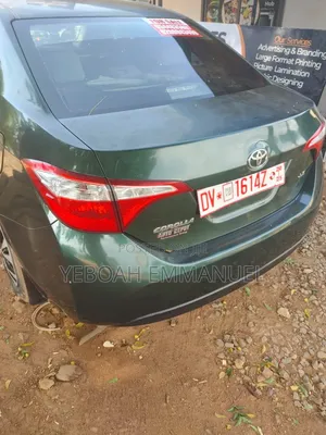 Toyota Corolla LE 4dr Sedan (1.8L 4cyl CVT) 2015 Green