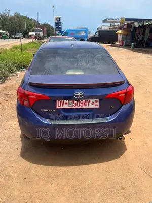 Toyota Corolla S 4dr Sedan (1.8L 4cyl CVT) 2016 Blue