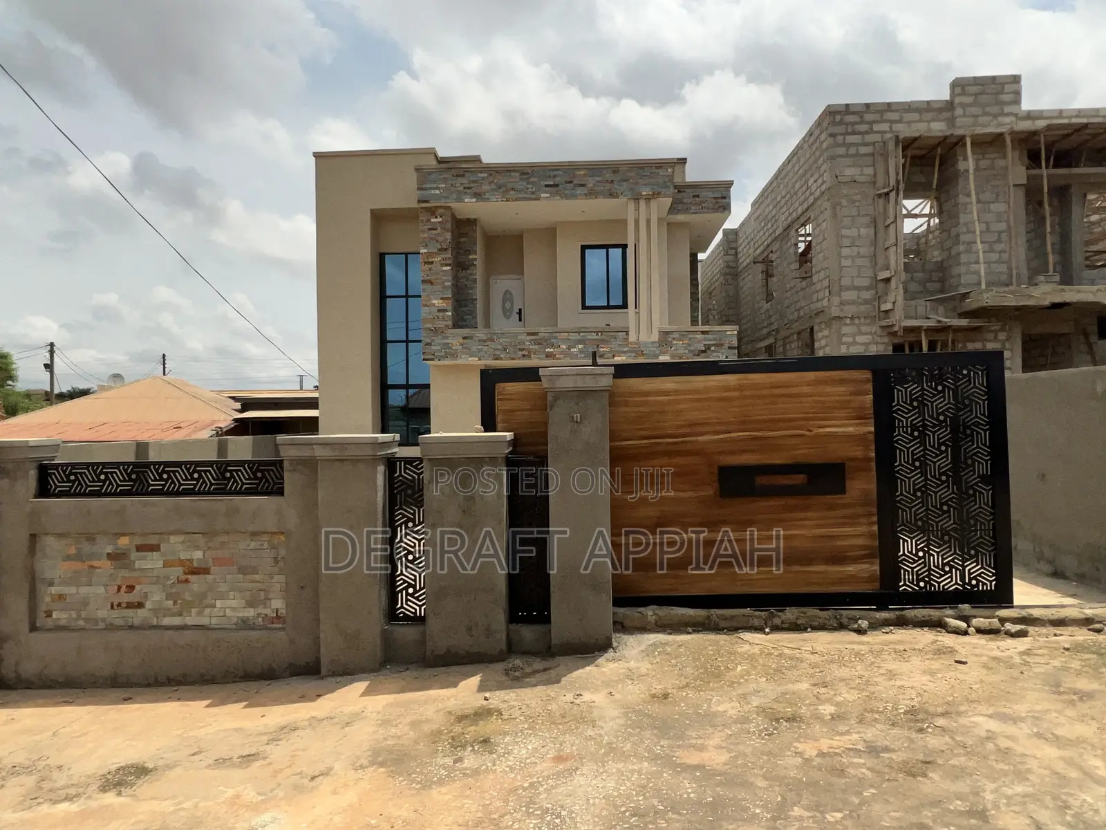 4bdrm House in Santasi Brofoyedru, Kumasi Metropolitan for sale