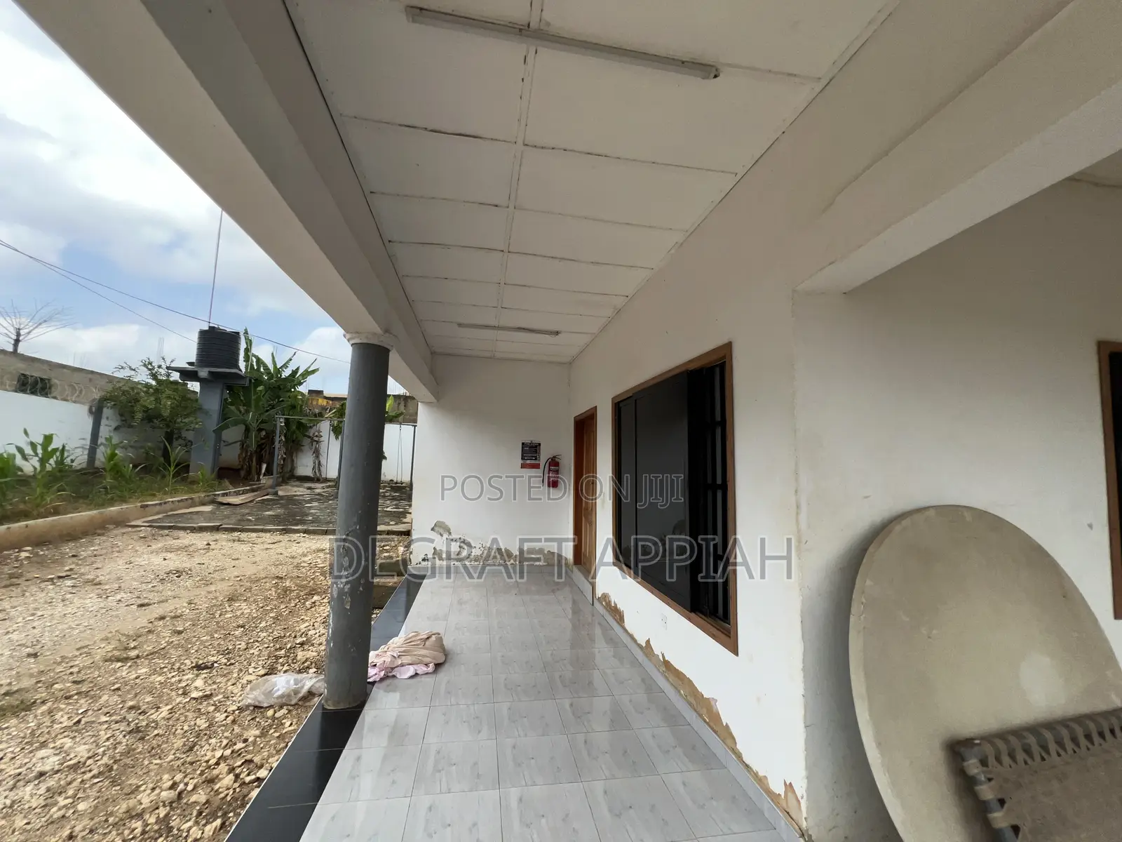 3bdrm House in Santasi Pakyi, Kumasi Metropolitan for sale