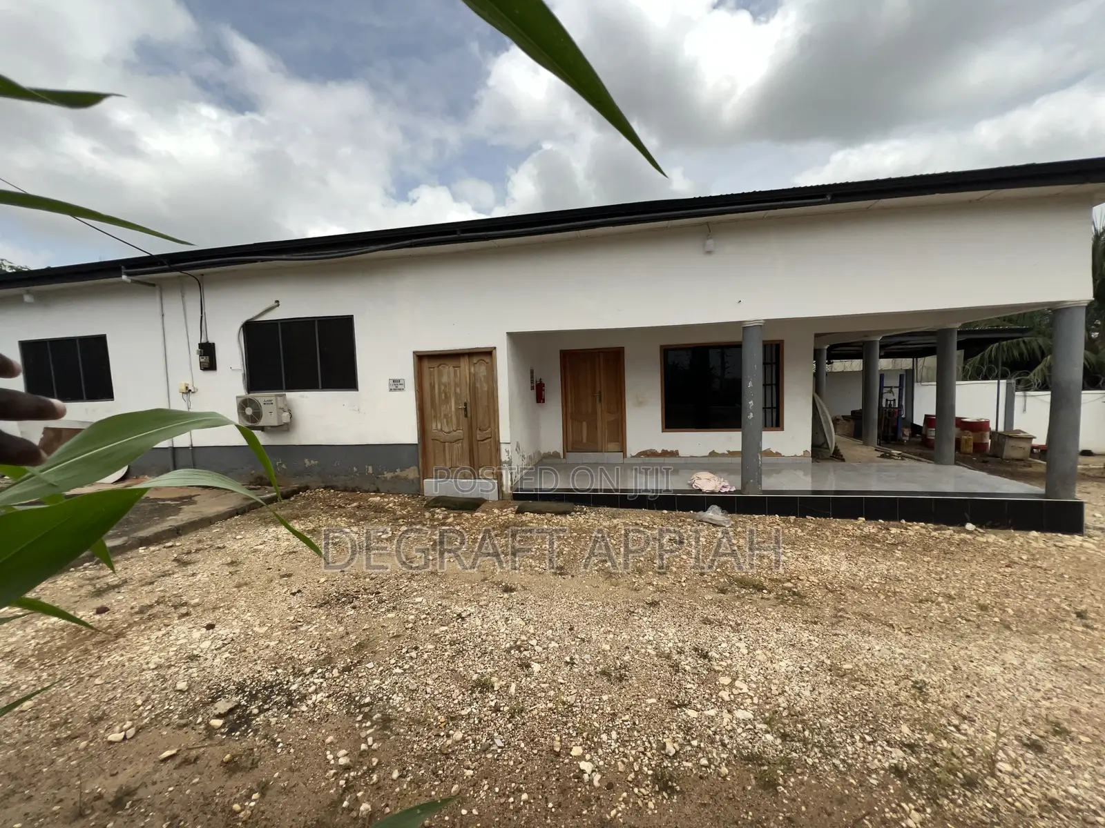 3bdrm House in Santasi Pakyi, Kumasi Metropolitan for sale