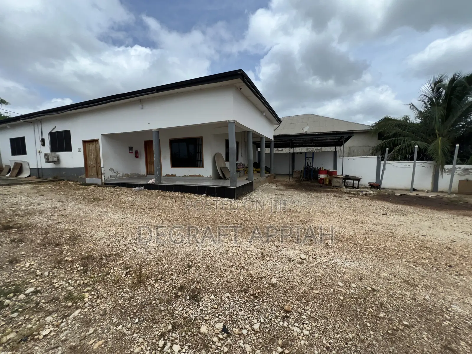 3bdrm House in Santasi Pakyi, Kumasi Metropolitan for sale