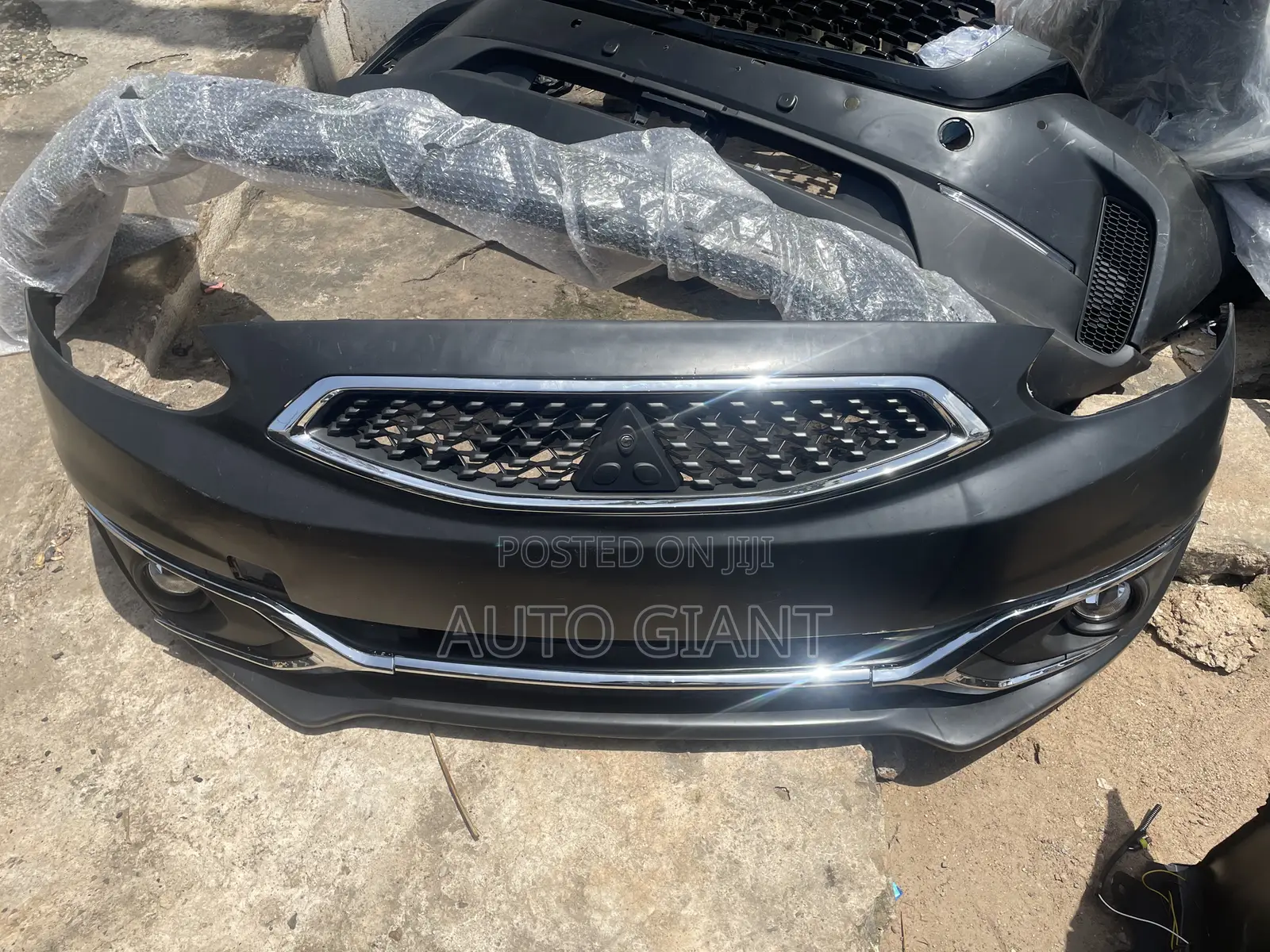 Mirage 18 Complete Front Bumper