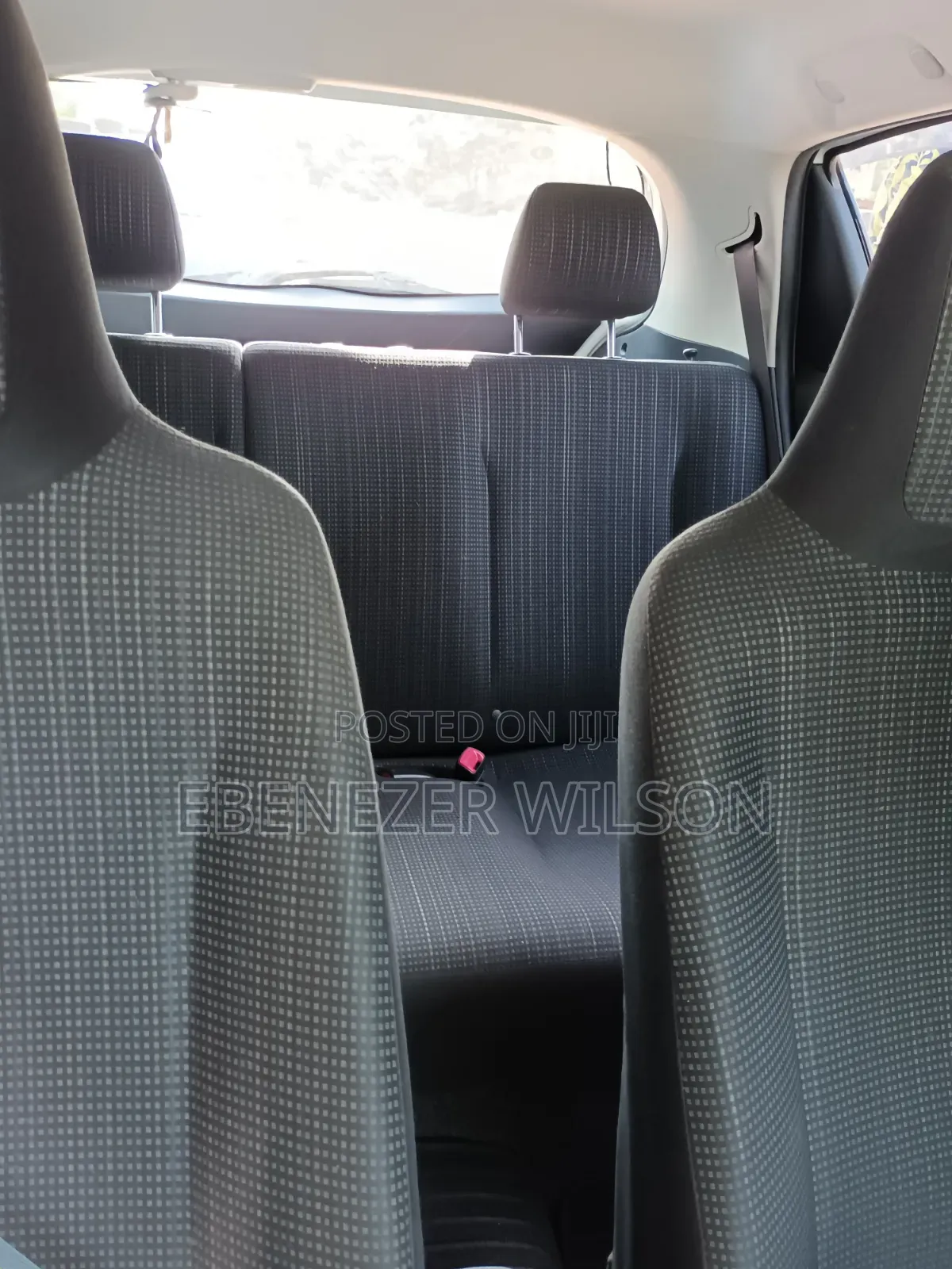 Toyota Vitz 1.3 AWD 3dr 2016 White