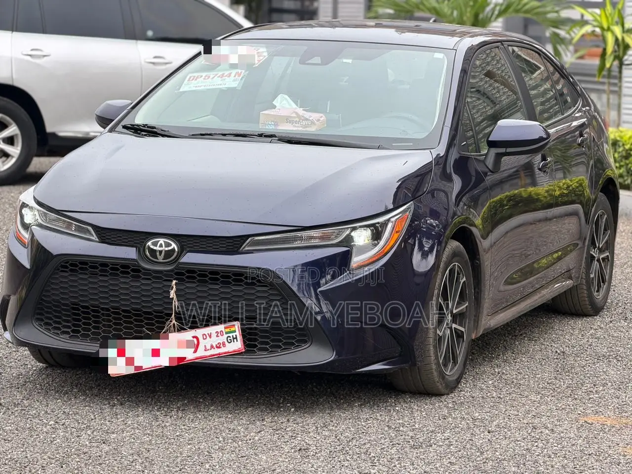 Toyota Corolla LE 2021 Blue