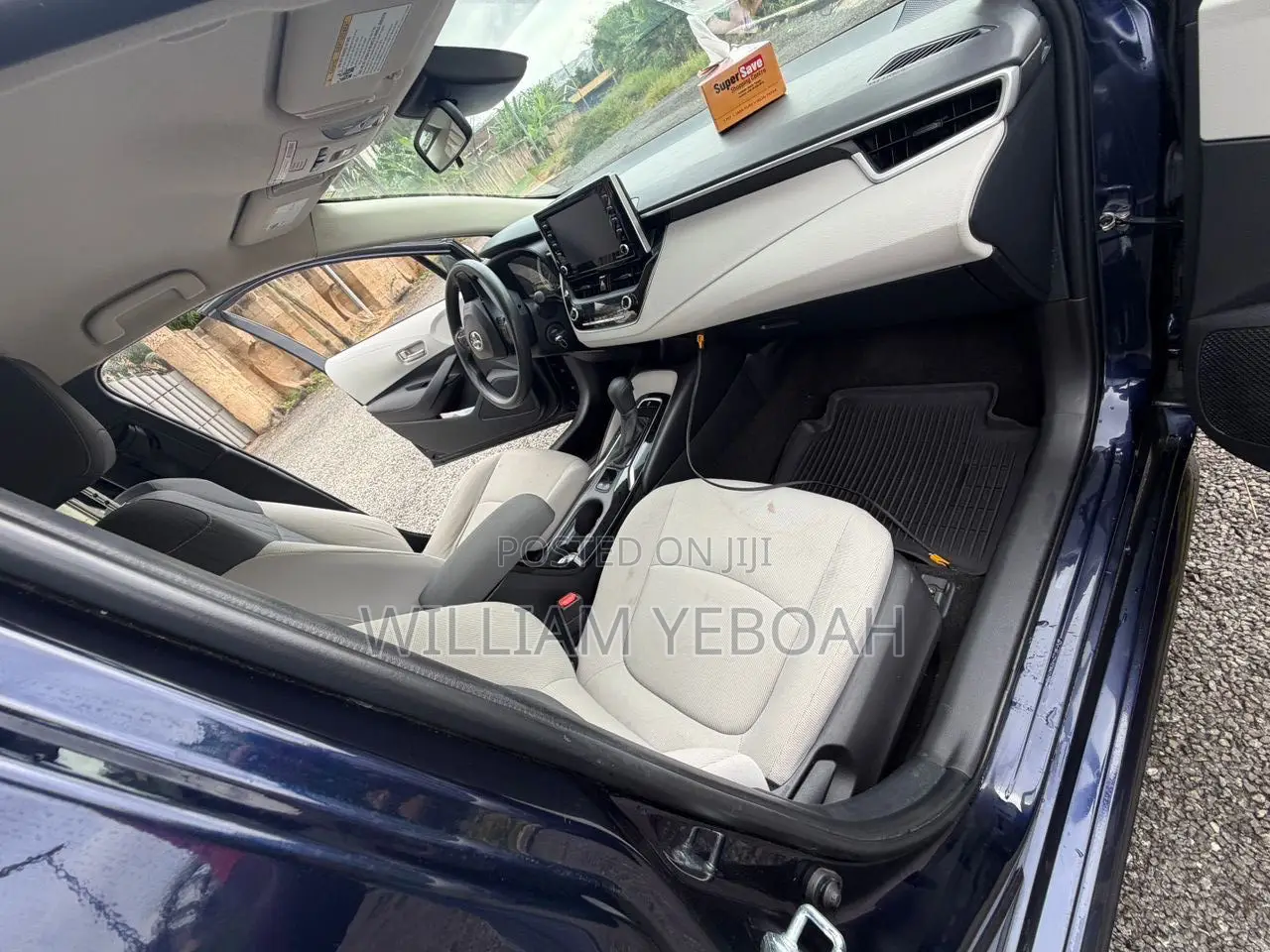Toyota Corolla LE 2021 Blue