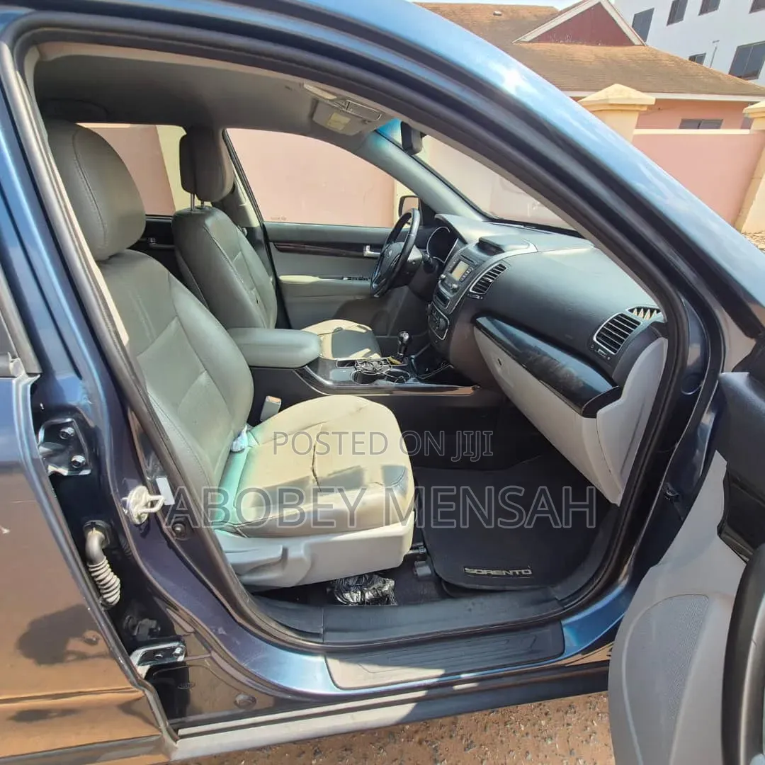 Kia Sorento LX 4dr SUV AWD (2.4L 4cyl 6A) 2014