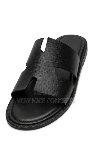 Men's Black Textured Leather Slides - Hermes Design