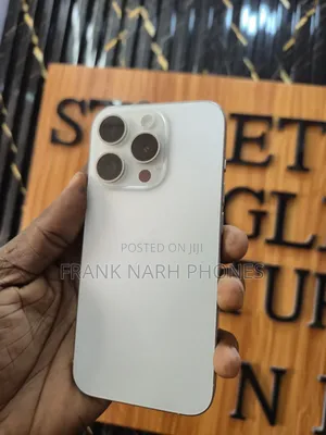 Apple iPhone 15 Pro 128 GB White