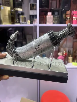 Khanjar Niche Emarati Perfume