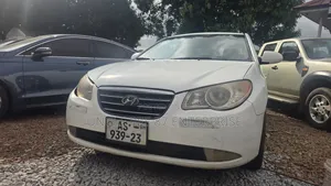 Hyundai Elantra GLS Automatic 2011 White