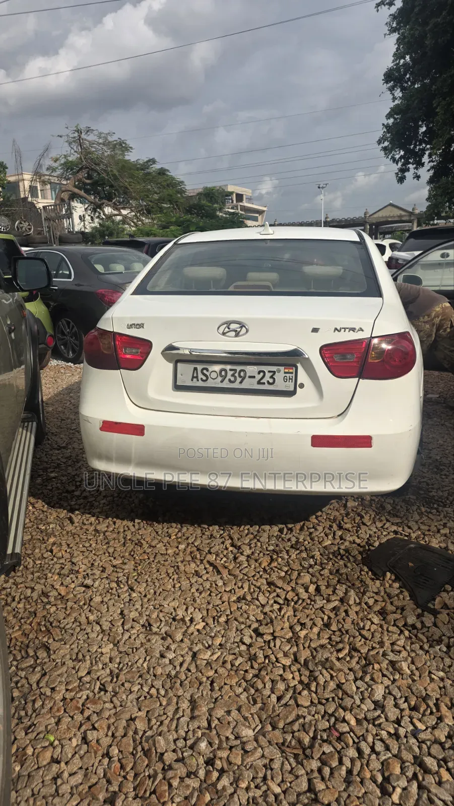 Hyundai Elantra GLS Automatic 2011 White