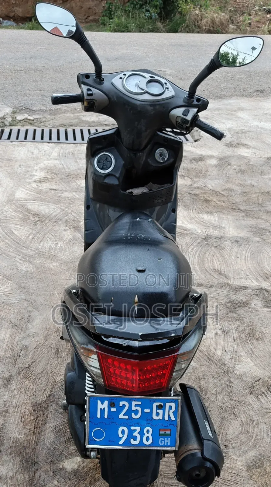 Yamaha 2012 Black