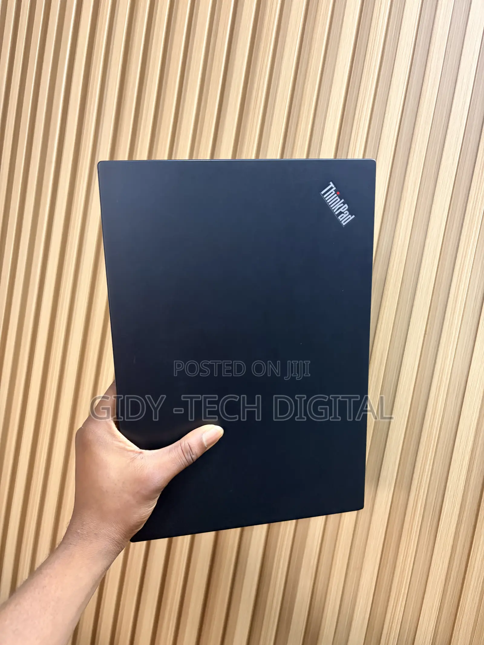 Laptop Lenovo ThinkPad T14s Gen 2 8GB Intel Core i5 SSD 256GB