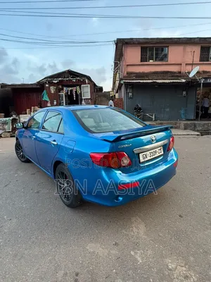 Toyota Corolla 2010 Blue