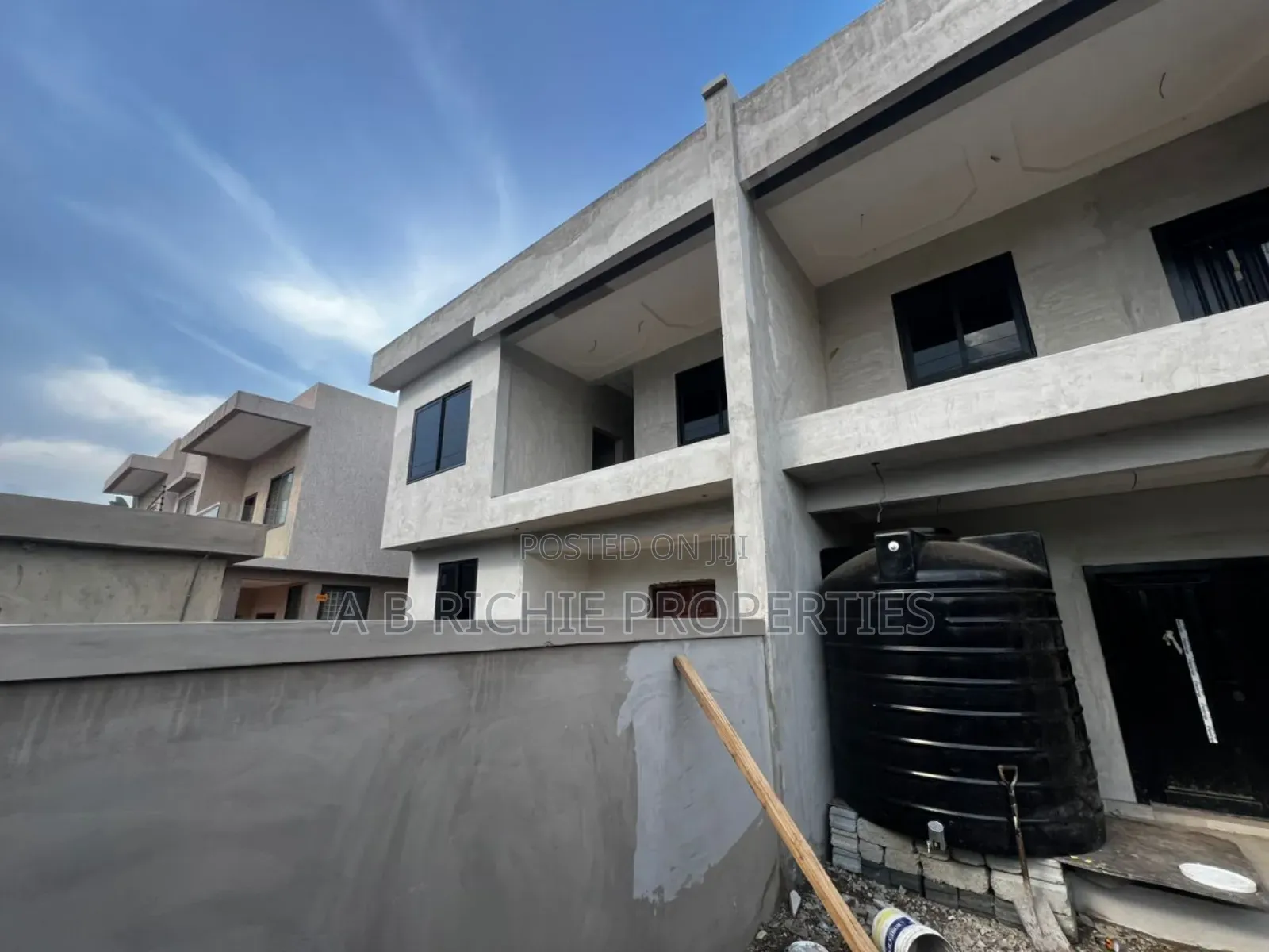 3bdrm House in Ab Richie Properties, Nmai-Dzorn for sale