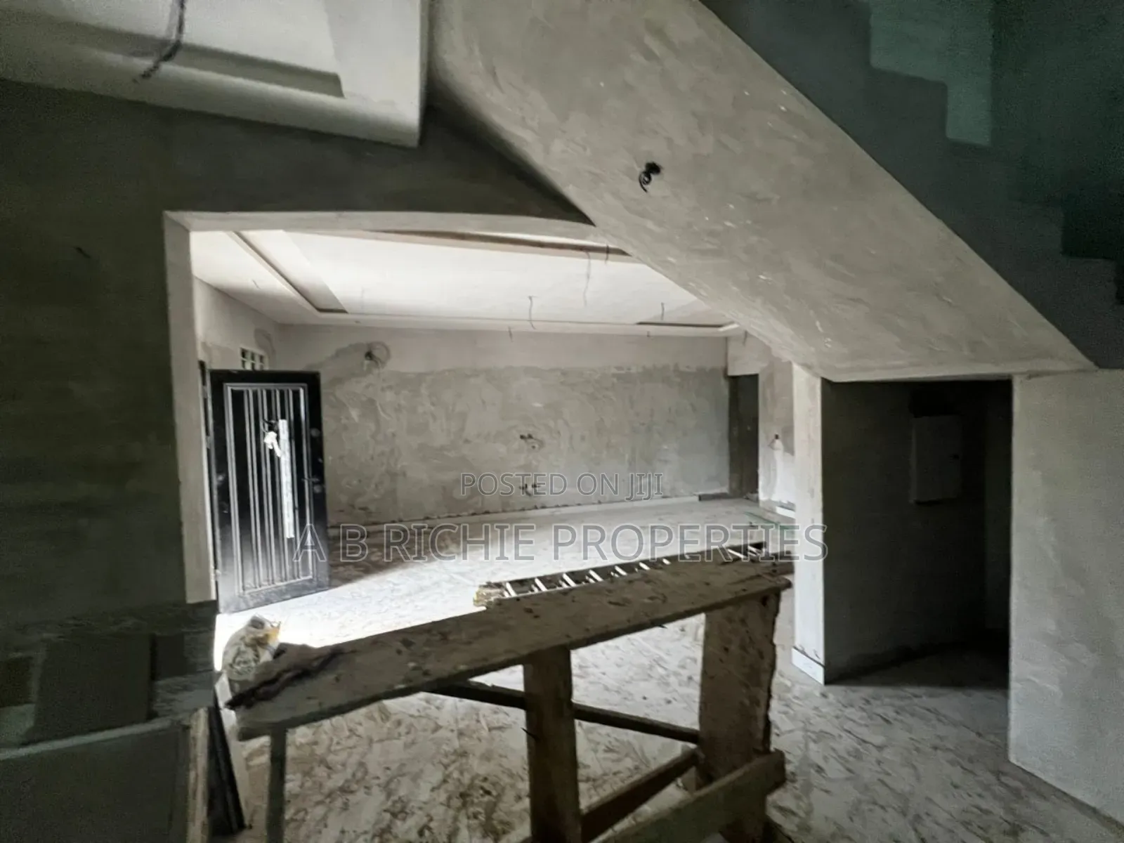 3bdrm House in Ab Richie Properties, Nmai-Dzorn for sale