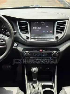 Hyundai Tucson Limited FWD 2017 White