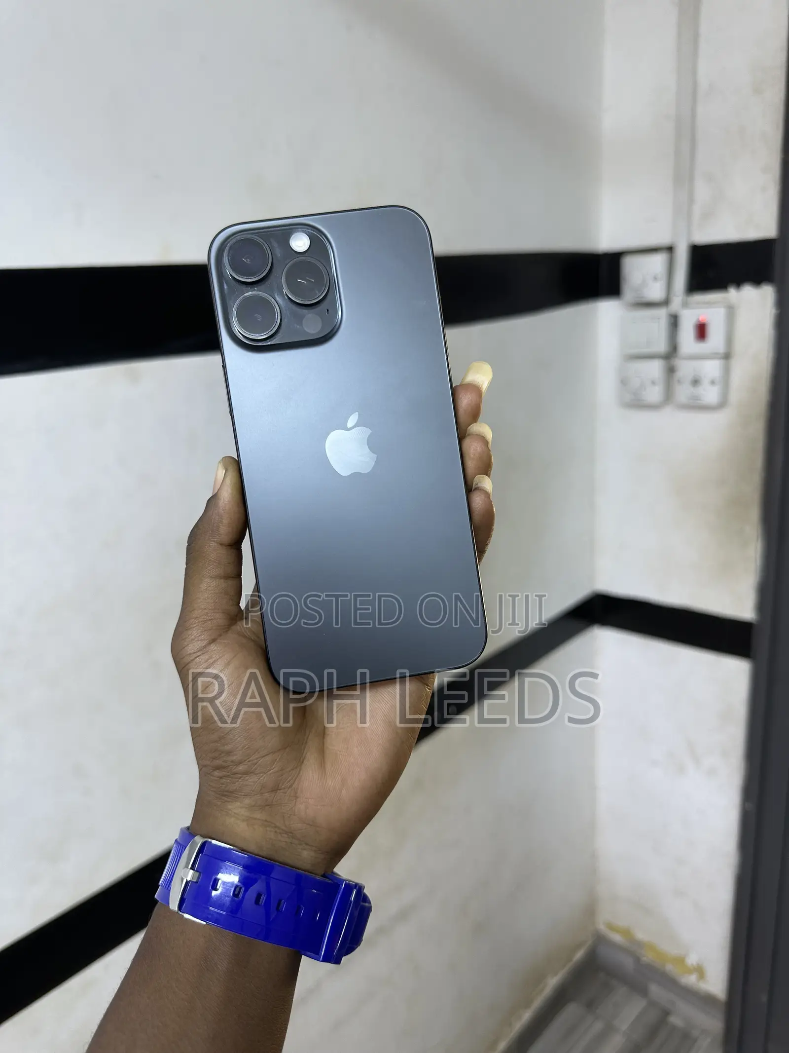 New Apple iPhone 16 Pro Max 512 GB Black