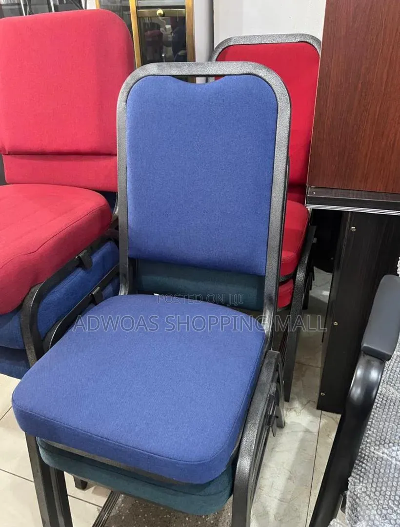Auditorium/Conference Chairs