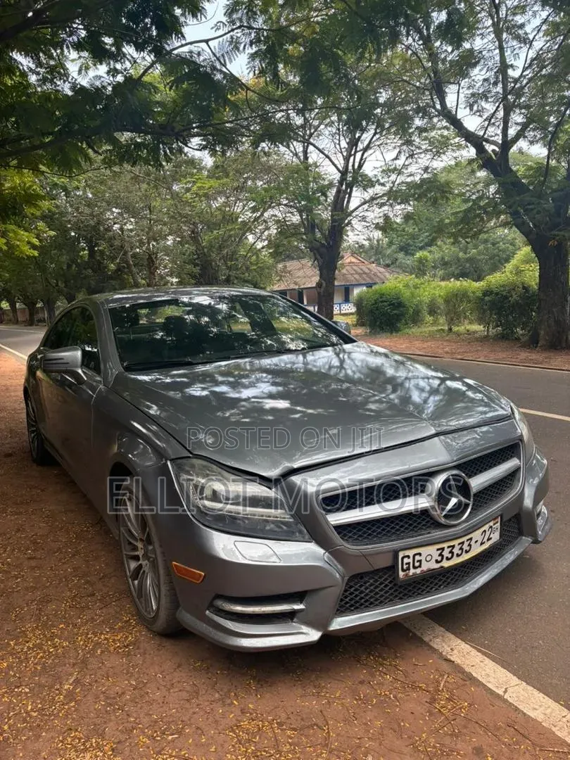 Mercedes-Benz CLS 550 2012 Silver