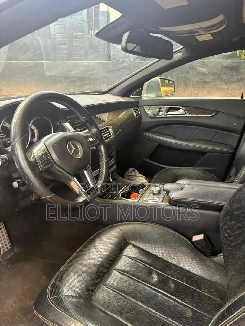Mercedes-Benz CLS 550 2012 Silver