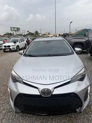 Toyota Corolla SE (1.8L 4cyl 2A) 2018 Silver