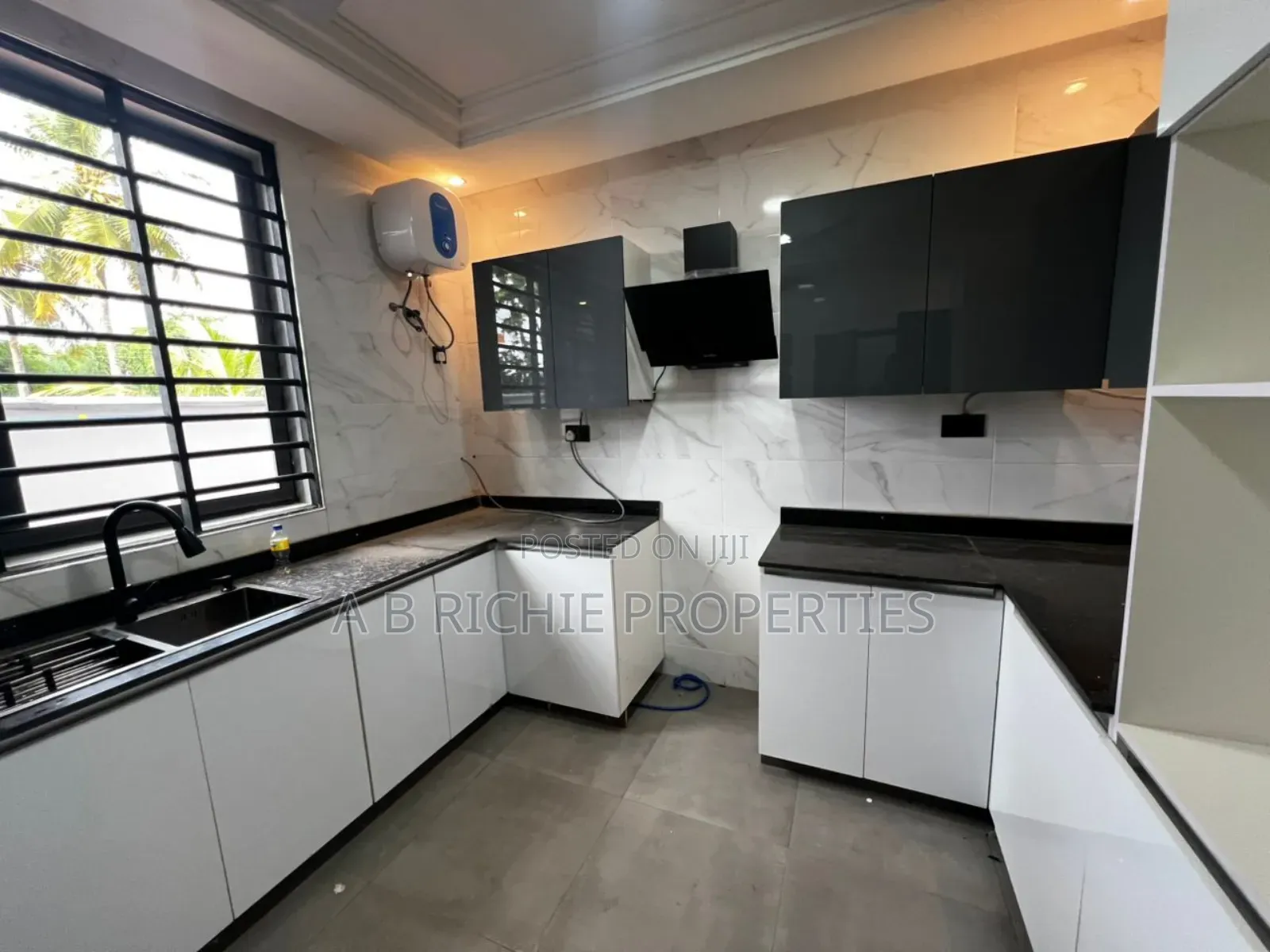 3bdrm Townhouse / Terrace in Ab Richie Properties, Parakuo Estate
