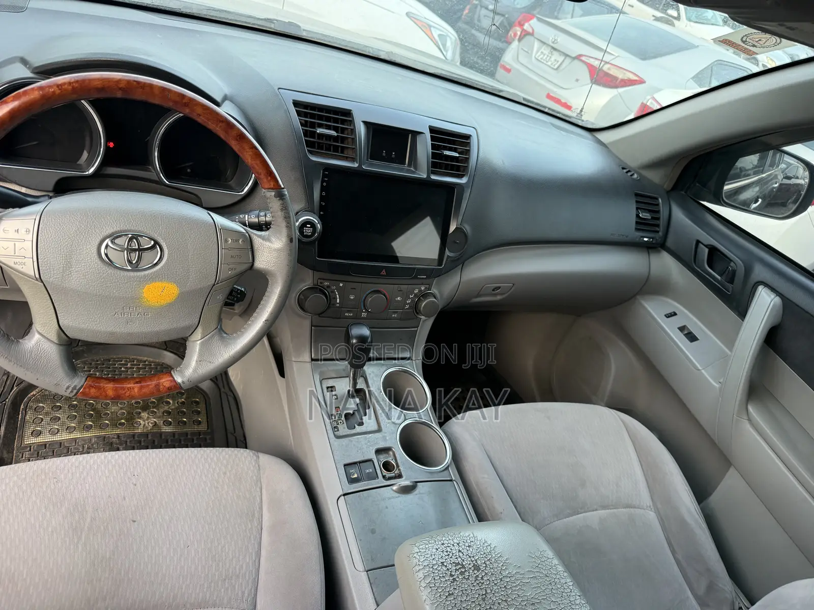 Toyota Highlander SE 2010 Black