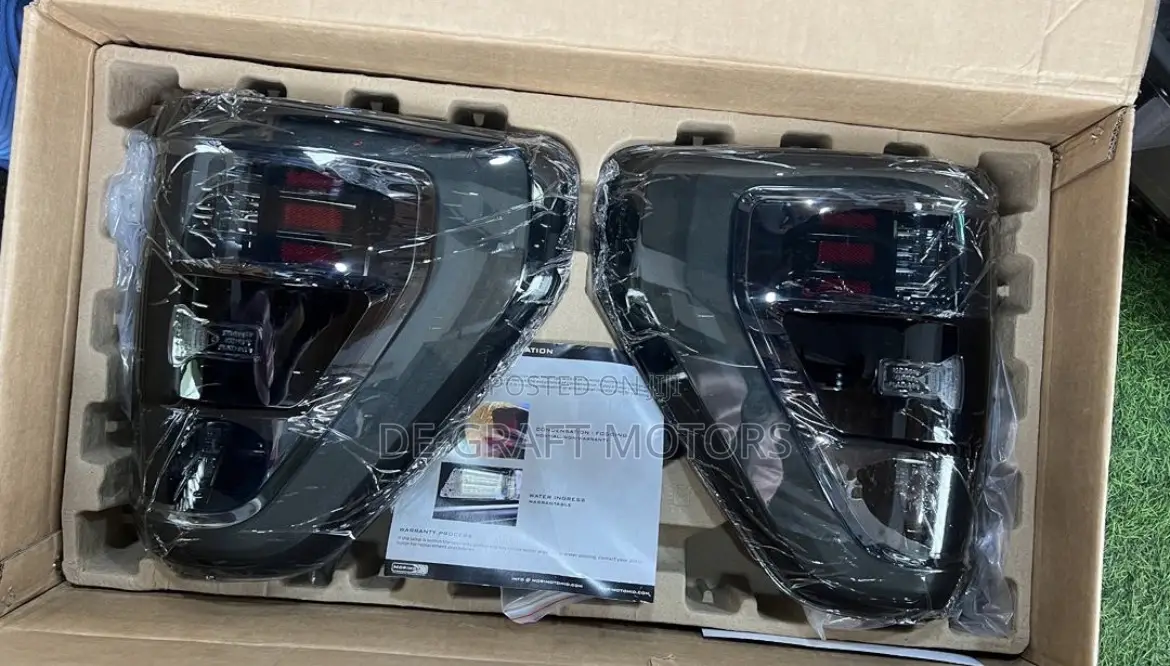 F150 23 Spec Taillight