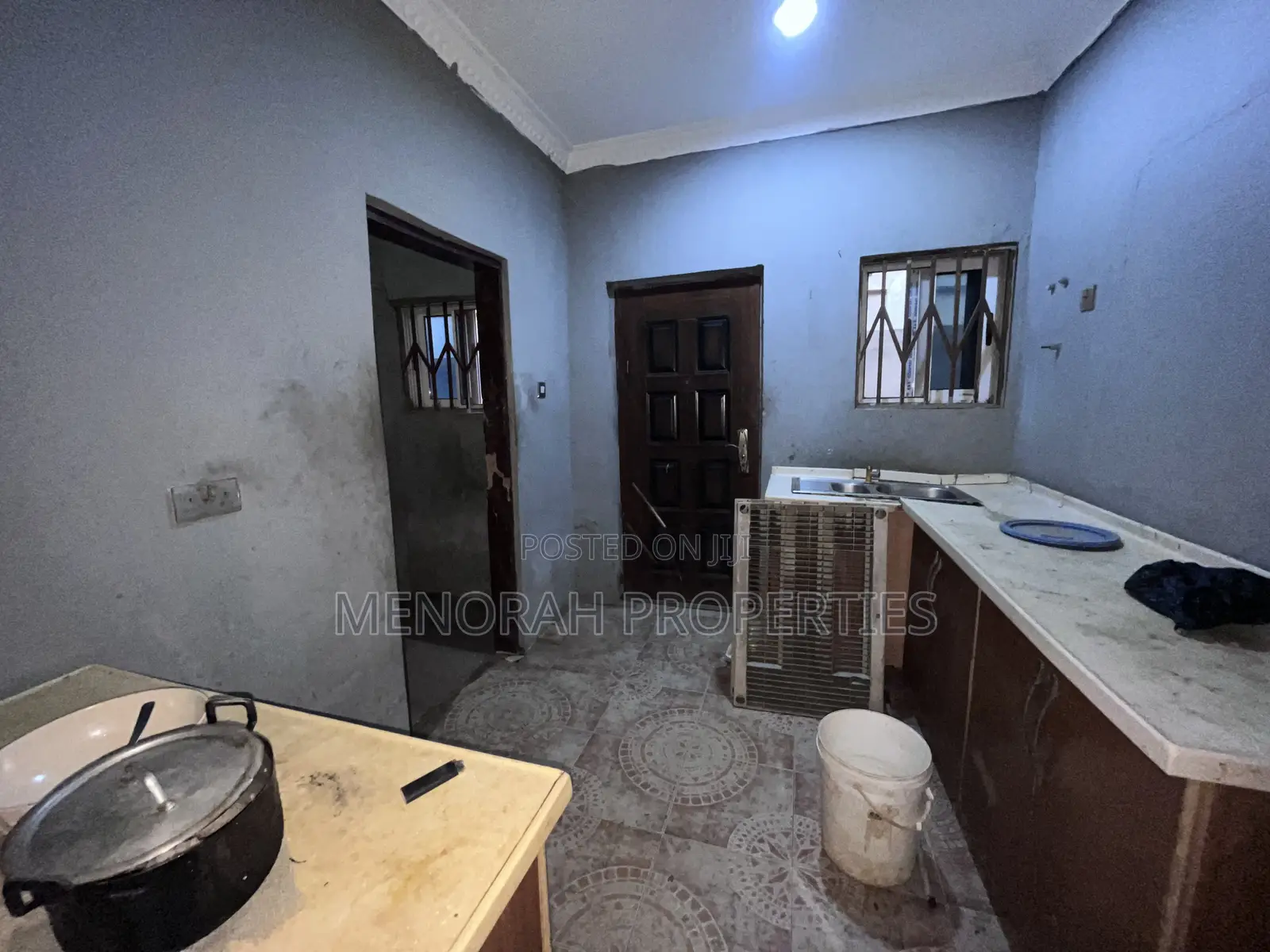 3bdrm House in Adenta Amrahia for sale