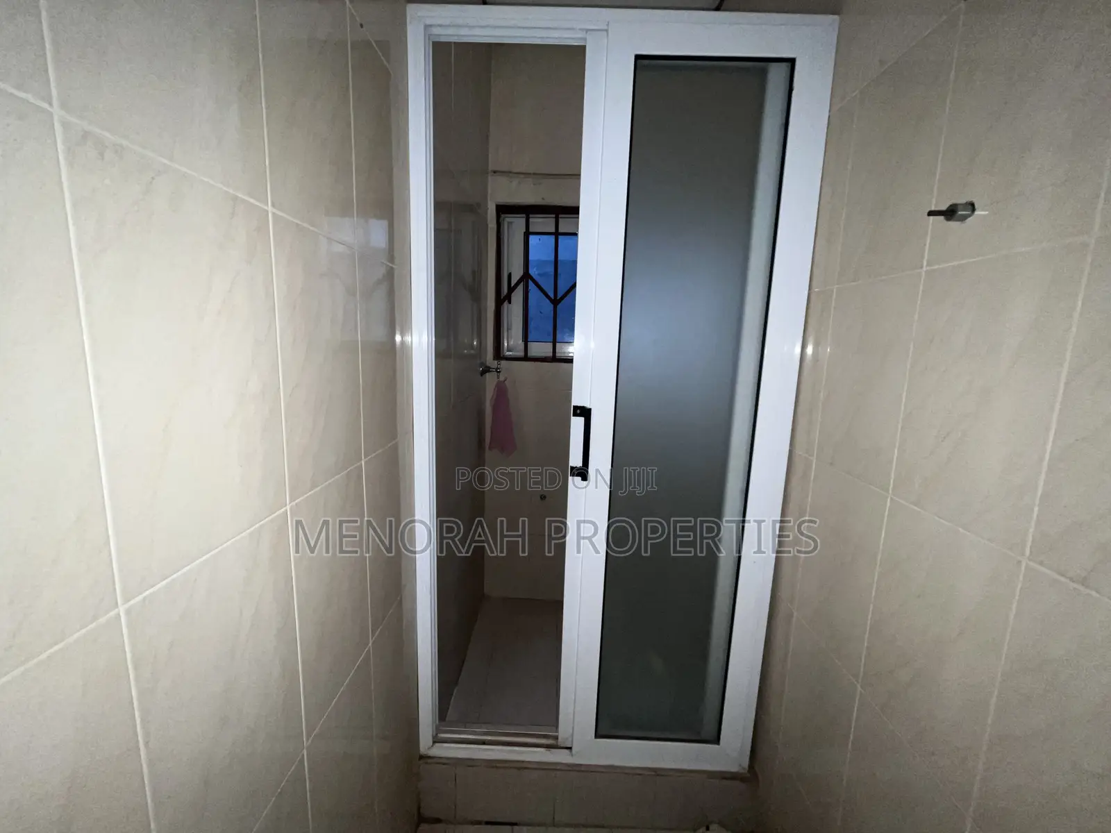 3bdrm House in Adenta Amrahia for sale