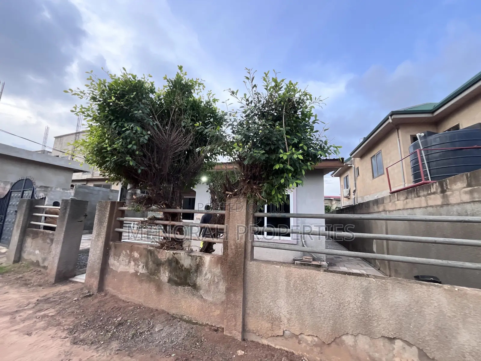 3bdrm House in Adenta Amrahia for sale