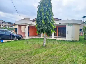 4bdrm House in Scc, West Hills Mall Area for sale