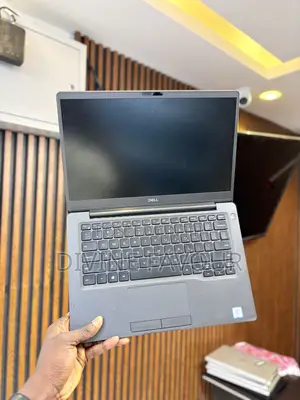 Laptop Dell Latitude 7300 8GB Intel Core i5 SSD 256GB