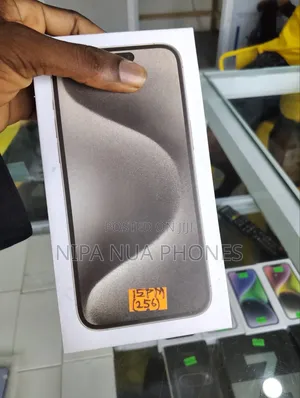 New Apple iPhone 15 Pro Max 256 GB Gold