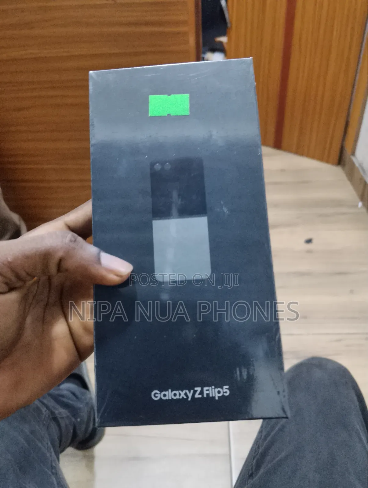New Samsung Galaxy Z Flip 5 256 GB Green