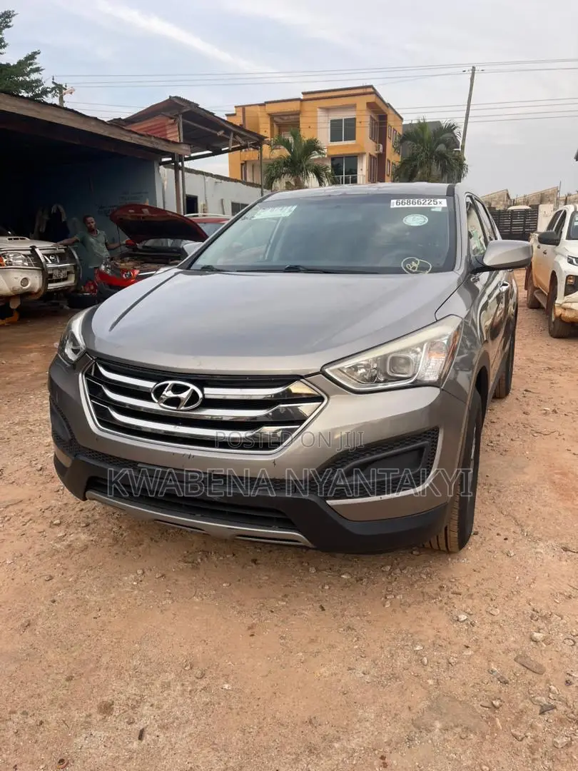 Hyundai Santa Fe SE AWD 2016 Gray
