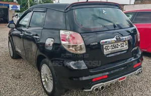 Toyota Matrix Hatchback FWD (1.8L 4cyl 5M) 2007 Black
