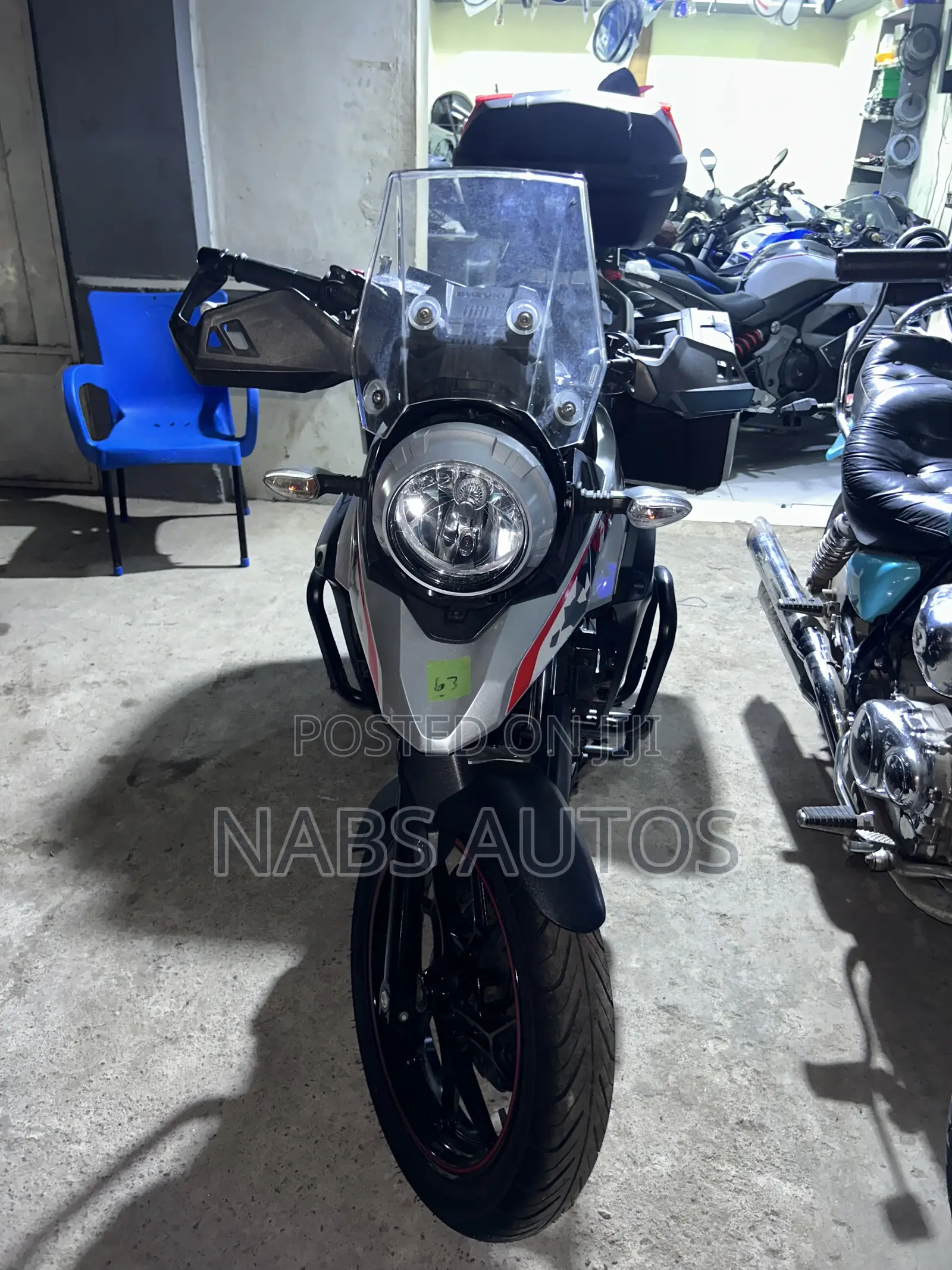 Suzuki V-Strom 2021 White